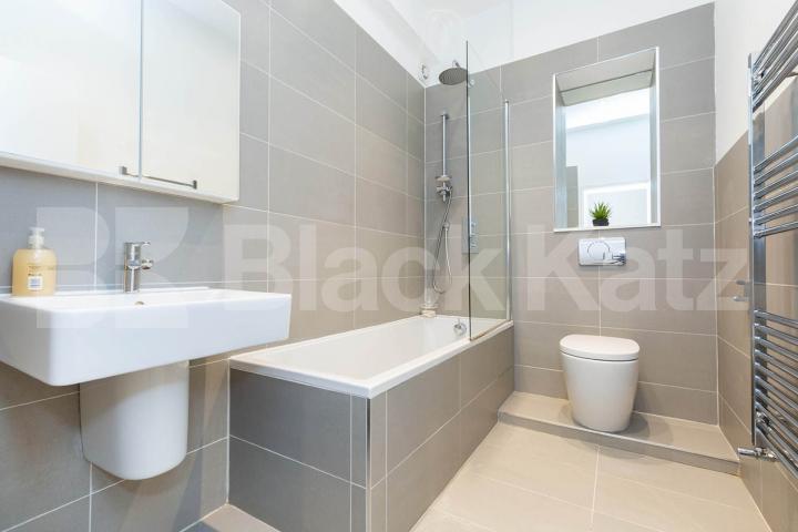 modern and bright 1 bedroom property located within a warehouse conversion   Ability Plaza, Dalston / Haggerston